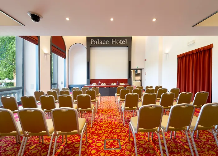 Palace Lake ComoAlbergo